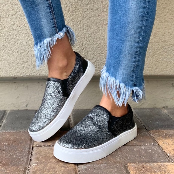 NIB Metallic Faux Pony Hair Fur Slip On Sneakers - Picture 3 of 8